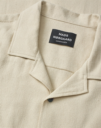 Mads Nørgaard - Kenji Skjorte - Castle Wall 